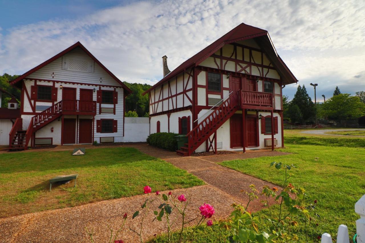 Alpine Village Inn Helen Zewnętrze zdjęcie